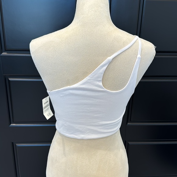 One shoulder gathered top - Picture 2 of 3